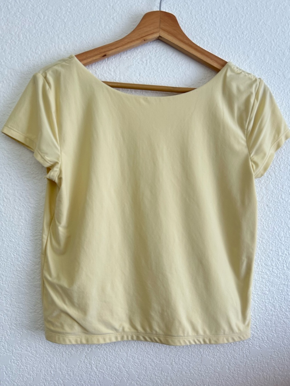 WILD FABLE Size XL Scooped Back Butter Yellow Short Sleeve Top SOFT COMFY
